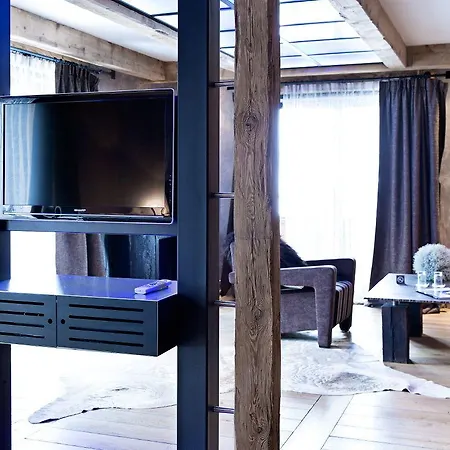 Les - Maison Bouvier 5* 蒂涅