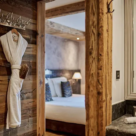 Hotel Les - Maison Bouvier 5*