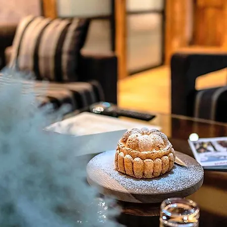 Les - Maison Bouvier 5*